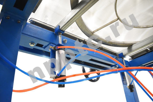 Устройство натяжения сетки